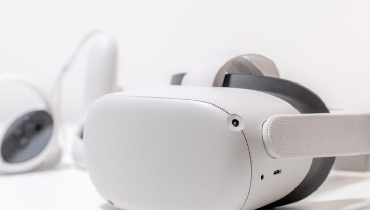 Lakefront 3-Bedroom Vacation House